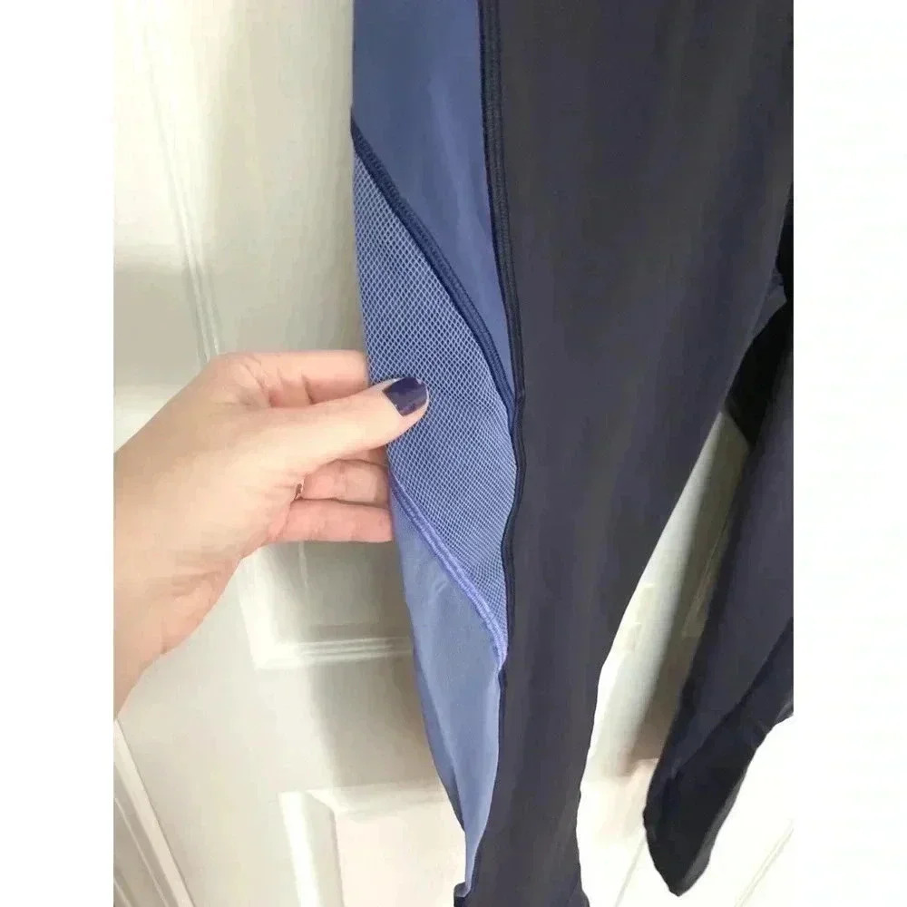 Lululemon I 8 - Picture 3 of 10